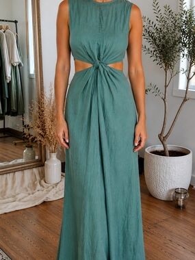 Beautiful Green 100% Linen Dress